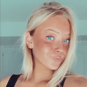 Meet your Posher, Macy